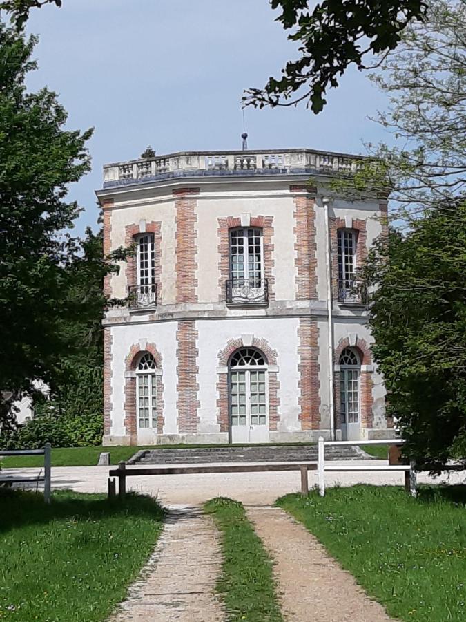 La Grange Des Lisieres Bed & Breakfast Rouvres  Luaran gambar